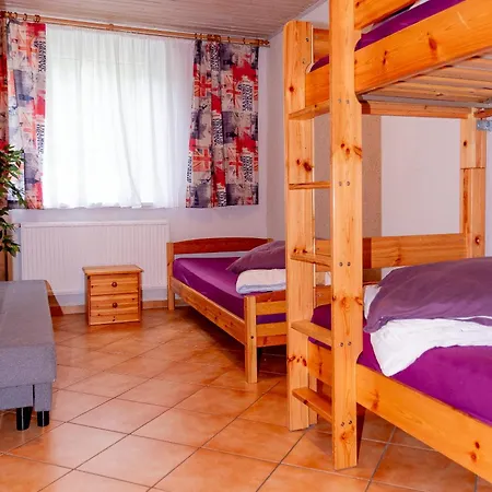 Apartment -waldhaus-fewo 4 *