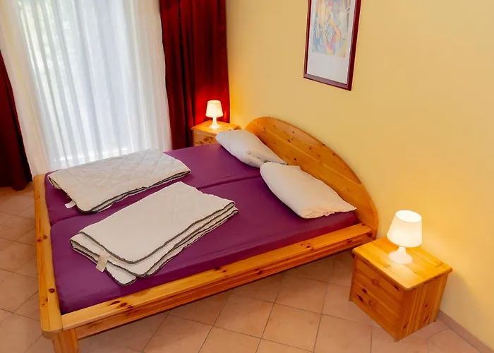 -waldhaus-fewo 4 דירה *