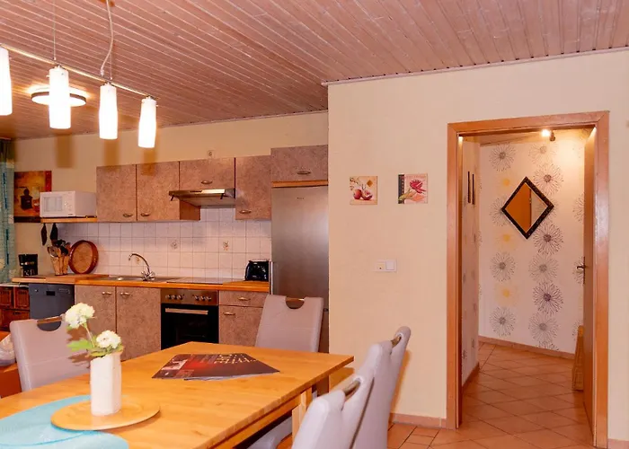 -waldhaus-fewo 4 דירה *